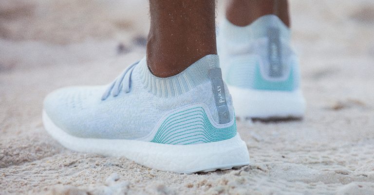 Des chaussures Adidas faites de plastiques récupérés de l’océan